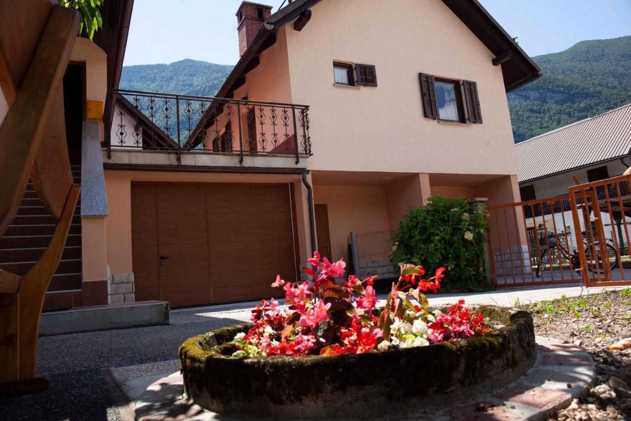 Apartma Lesjak 1 Bovec Buitenkant foto